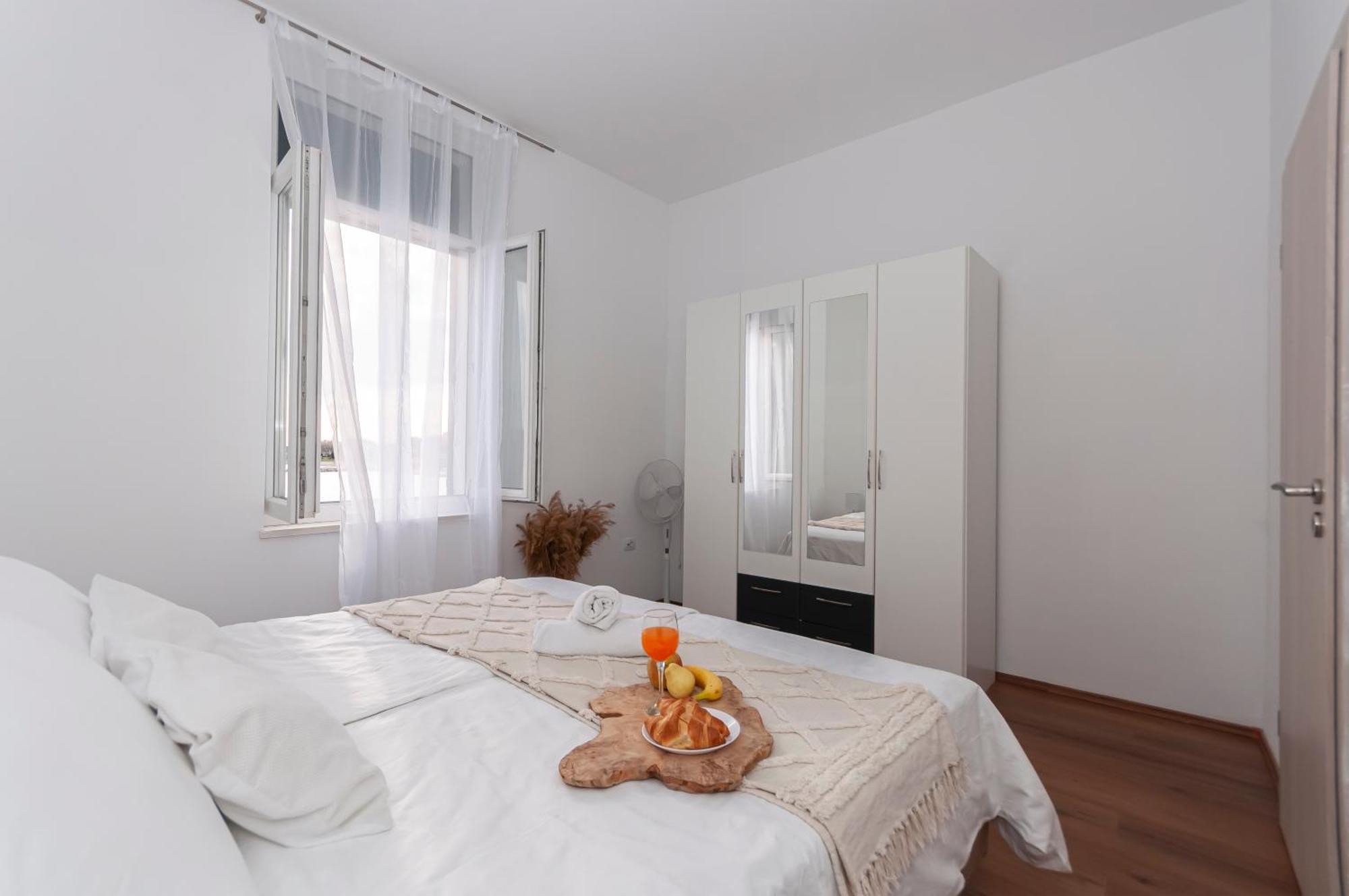 Tanja Apartment Omis Luaran gambar